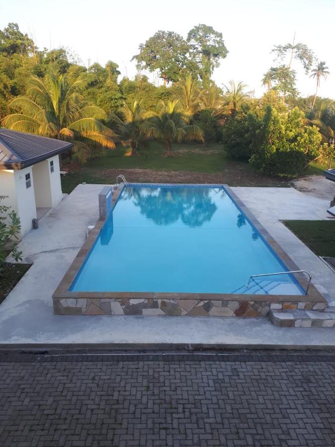 Piarco Village Suites Eksteriør bilde