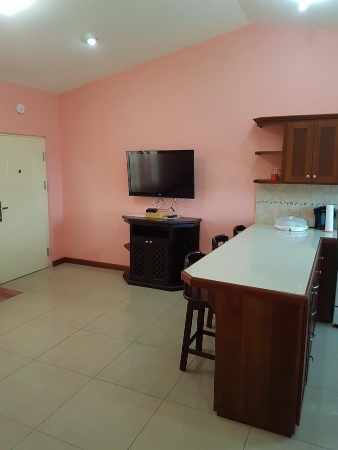 Piarco Village Suites Eksteriør bilde