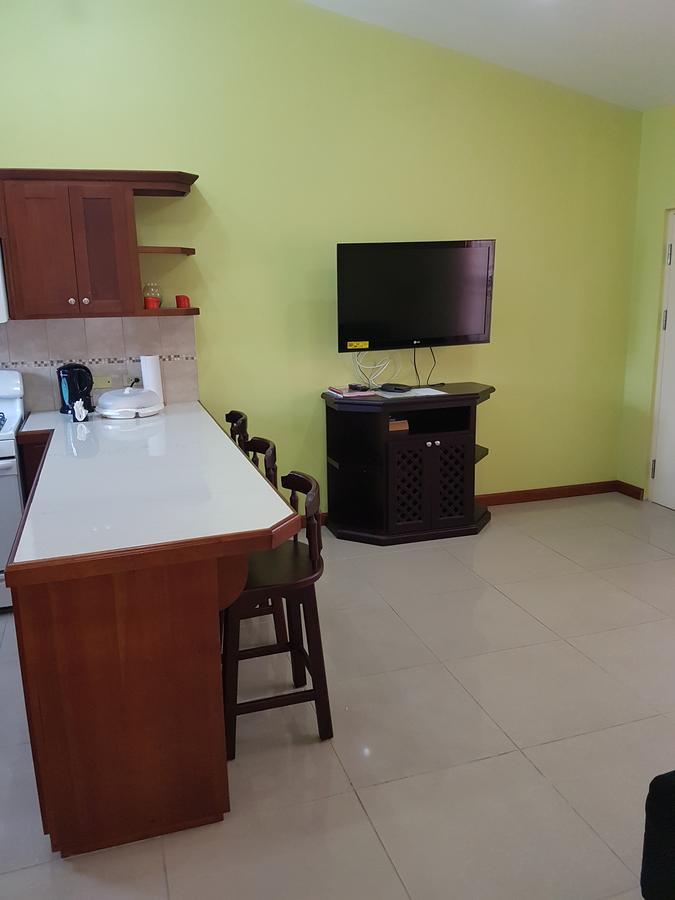 Piarco Village Suites Eksteriør bilde